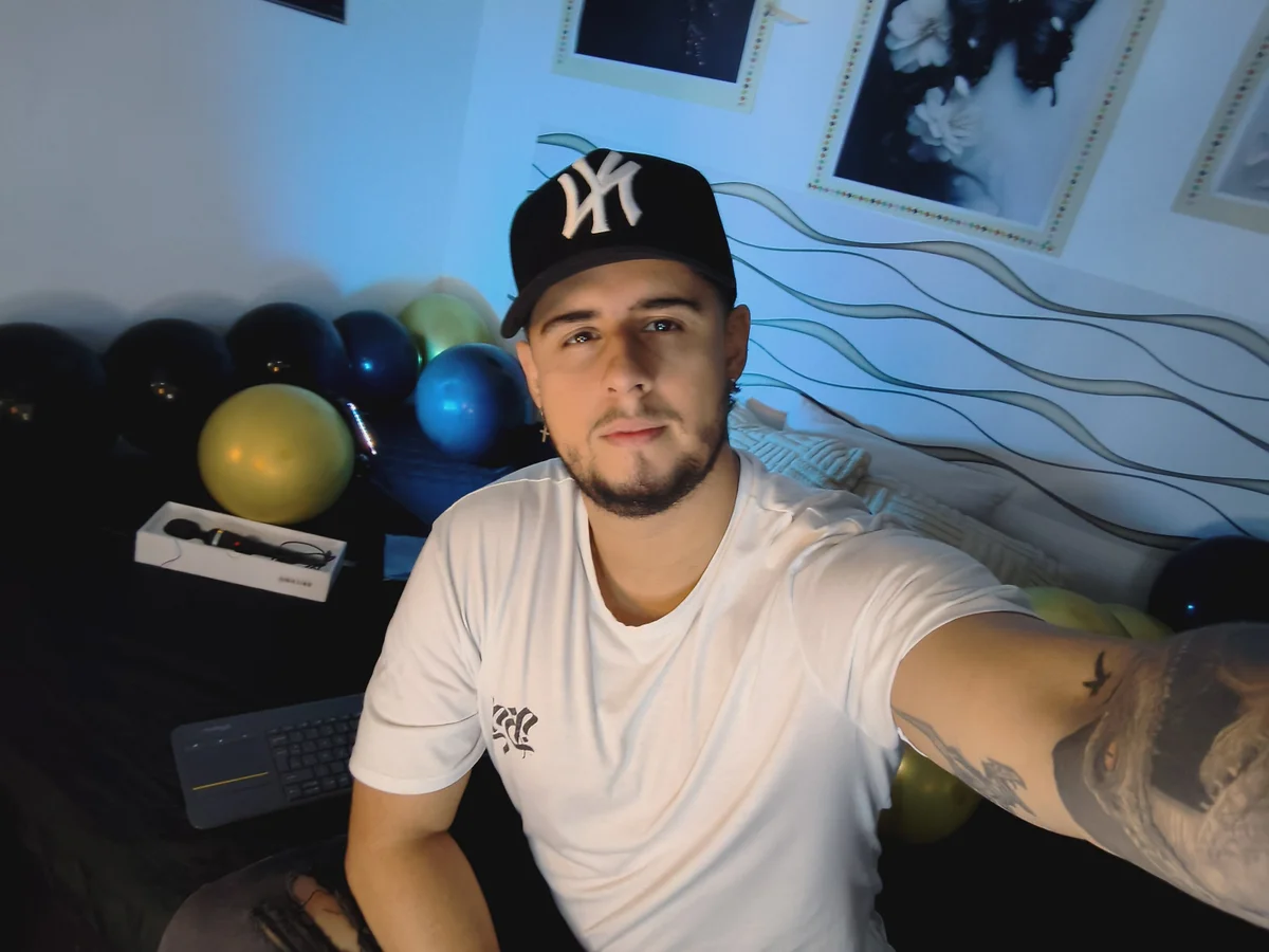 Ryan_evannss_ Trending Plaatje 4486