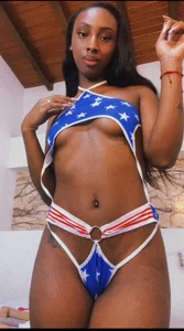 NicholScully kullanıcısının SEXY EBONY GIRL 🌼 albümü -  2 fotoğraf