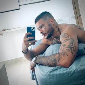 MICHELL_ARTHUS_ Public Immagine  8