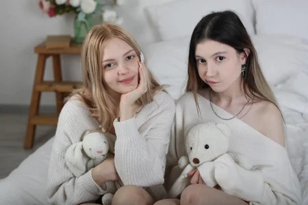 nancy_chancy with my babygirl Elsa 🐰🤍 here is her tg btw https://t.me/elsawhere🤍 Poză 9