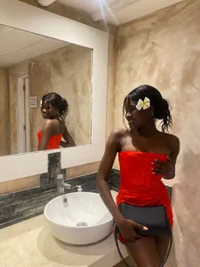 Ebony-Candy Public Hình 4