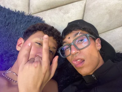Yen_and_Dko Cutest Twinks Pic 4