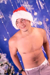 MagnusKnight_の💦🎄 Let me show you how a real man celebrates…の 2枚の写真