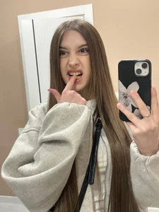 LeanneDinkle I think white suits me صورة واحدة|LeanneDinkle I think white suits me صورتان|LeanneDinkle I think white suits me  5 صور|LeanneDinkle I think white suits me  5 صورة