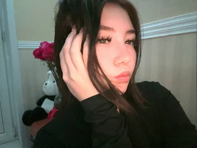 aimeesmith Public Εικόνα 4