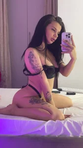 KimmySmith Public Pic 2