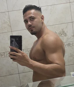 RaulMaxel Controlled Temptation Pic 4