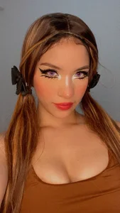 angel_rouse_ Colorful hair Immagine  4