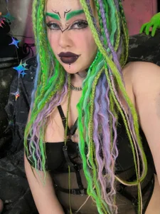 Neon_Baddie Public Foto 2