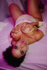 ConnySullivan Feel the soft skin of your milf Pic 2