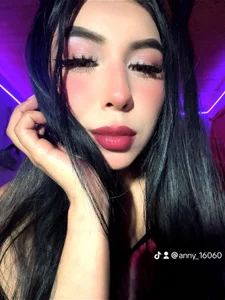 ariella_11 😈 Foto