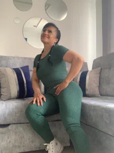 clara_heatCurves that don’t ask for permission 🔥✨💃图片 3