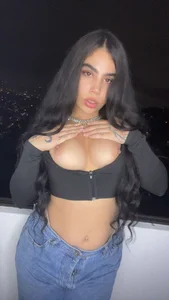 Cuteandhornyy: Public ( 3 фото)