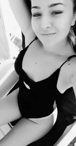 jessica_skyy Public صورة واحدة|jessica_skyy Public صورتان|jessica_skyy Public  2 صور|jessica_skyy Public  2 صورة