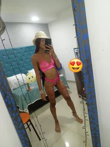 CanellaHotx selfies hot Foto