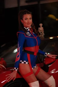 MireilleVeil Fast & Flirty🏁 Pic 4