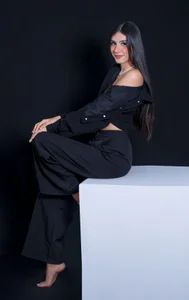 🖤 ​They say black goes with everything… including your desire?😏 od nia20_  2 snímek