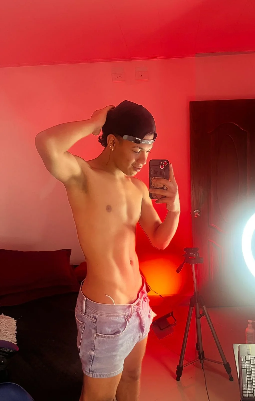 Liamsubtle01 Trendaava kuva 9817