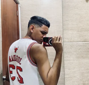 Raymond de Red_Diamond_Guy  6 Imagens