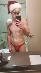 DerrickDigBick Public Pic 2
