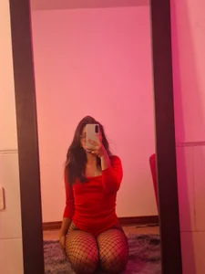 Zoow_bluussh Public Pic