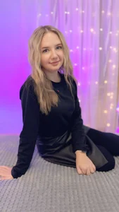 Evaa_Grey Public Foto 2