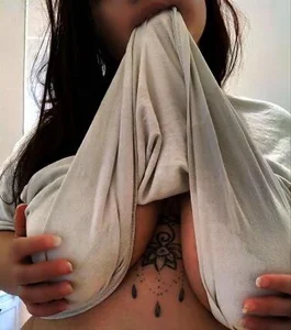 OnlyME od SelenaBoni  3 snímek