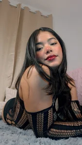 Tsireya_Hanks Public Pic