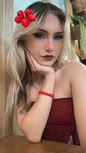 Mariluu_ Looks that make you fall in love Pic 2