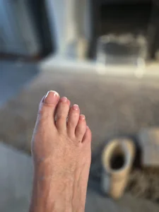 Forbidden-Irish-x Spa feet day  3টি ছবি