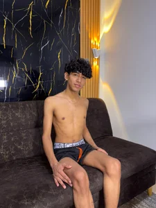 marcelo_sexxx18 Mao is cute Bilde