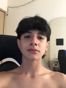 Nico_splits XXX nøgenfoto 1