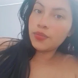 mia_laura Public Pic