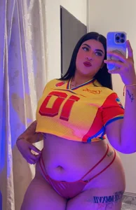Katty_West 💛💙❤️ Foto 2