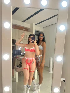 Luz and Celeste de Megancute2_  photos