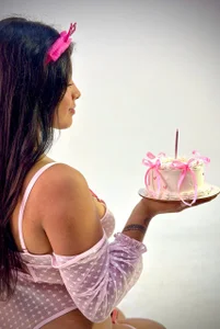 HAPPY BIRTHDAY 🎂💗 de Sara-Foxy  3 Imagens