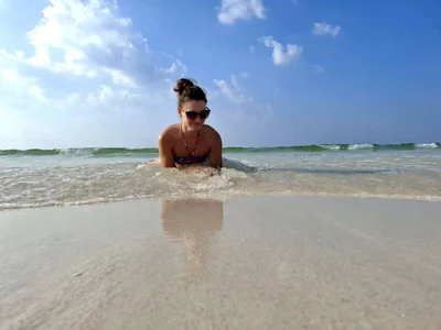 Girl_Ksenia A little Emirate! Foto 3