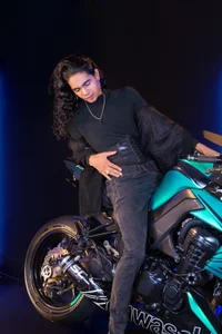 maxi_max0 🥀🏍️ Danger looks good on me. Foto 4