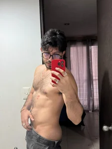 Ackerman_Eren_ Mirror selfie صورة واحدة|Ackerman_Eren_ Mirror selfie صورتان|Ackerman_Eren_ Mirror selfie  3 صور|Ackerman_Eren_ Mirror selfie  3 صورة