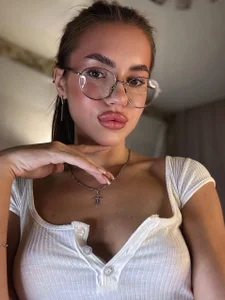 unRealAlexa Public зображення