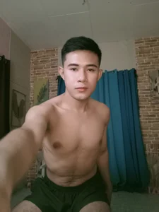 urboy_cass YOUR HOTTIE GUY Pic 3