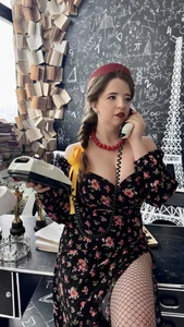 ElizabethBronks Will we play a romance about love? Billede 8