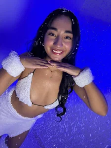 NicoletCherry__ ✨ Winter Tease Poză 5