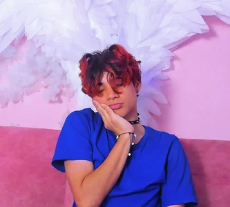 Leo_Glow Blue temptation Immagine  2