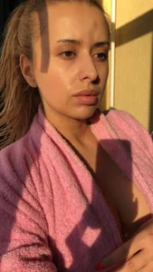 Aneri In my world, things look like this ☀️ Foto 2