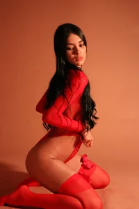 Larissa_Luna guess what  2. fénykép