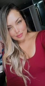 AriaRose_ch Public Immagine  5