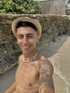 Public od Gio_carangi  3 snímek