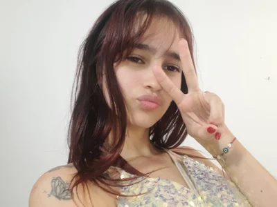 MelodyMansson Good morning, my sweet addiction… ☀️🔥 From 9:00 AM to 5:00 PM (Colombia time), I’m here, waiting to Poză