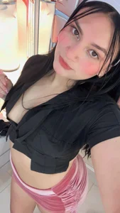 Nicollevsconttei kullanıcısının nicolle casual pics 🍓🔥 albümü -  8 fotoğraf